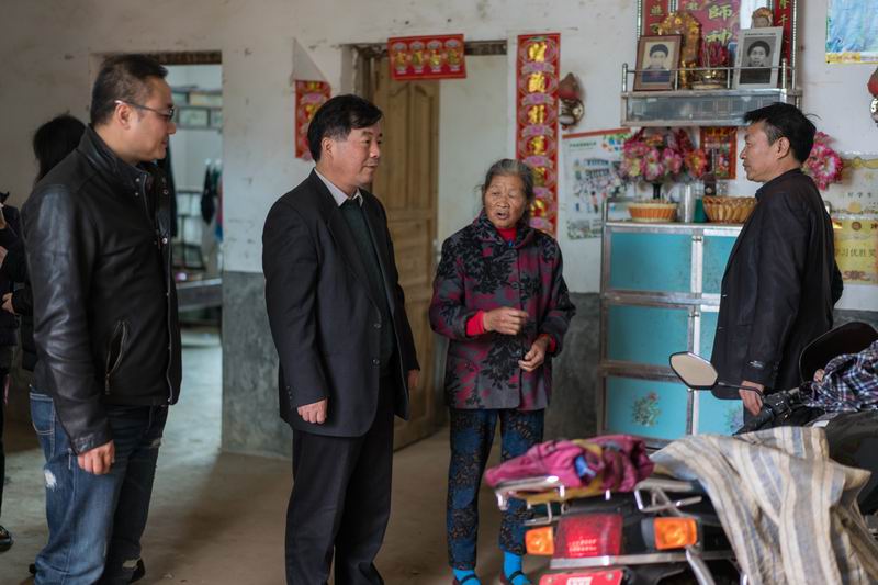 湖南省醫(yī)學會赴茶陵縣開展一對一精準扶貧活動